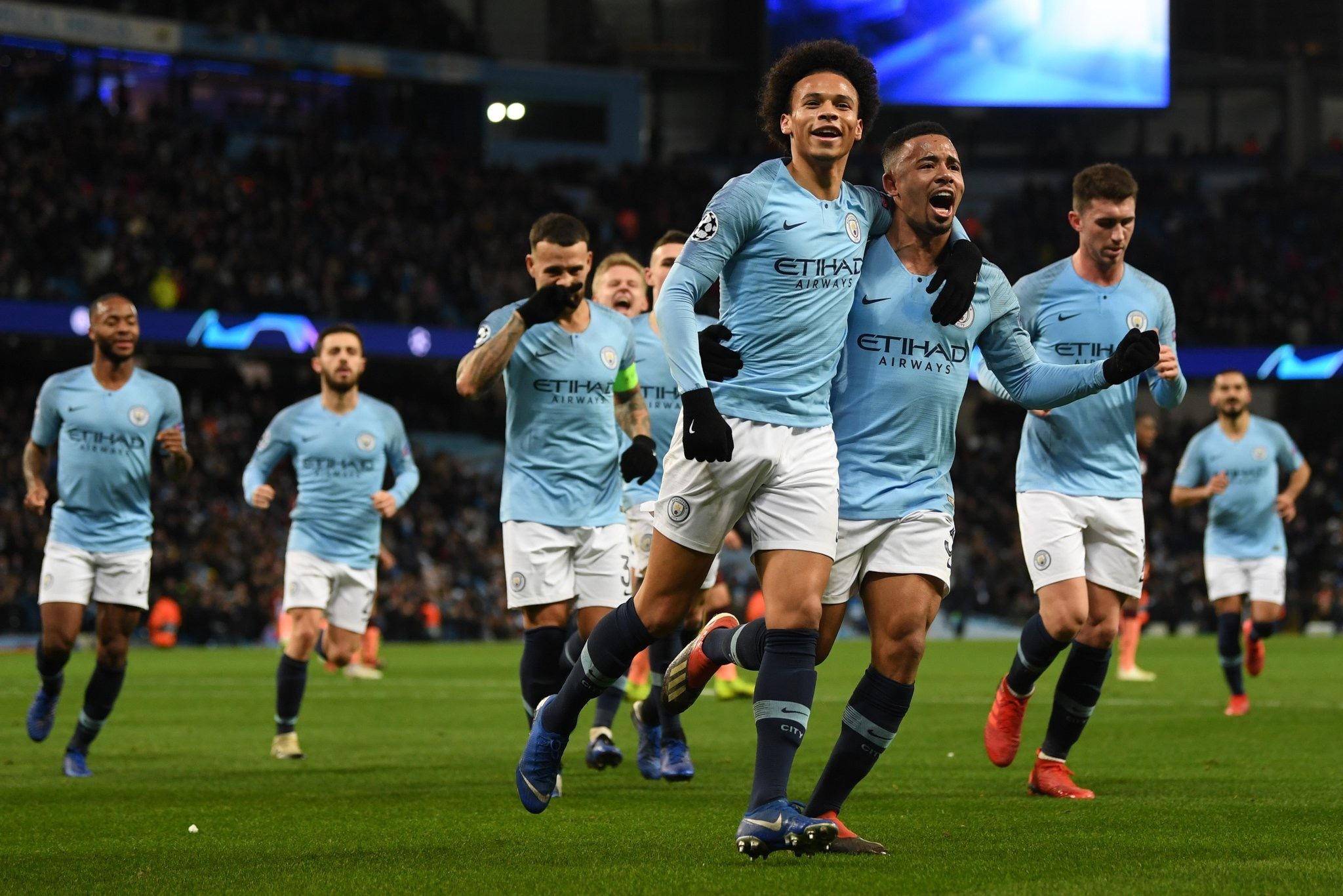 积极开拓亚 积极开拓亚